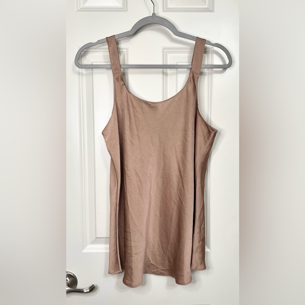 NIC+ZOE Scoop-Neck Crepe Cami in Mochachino NWT